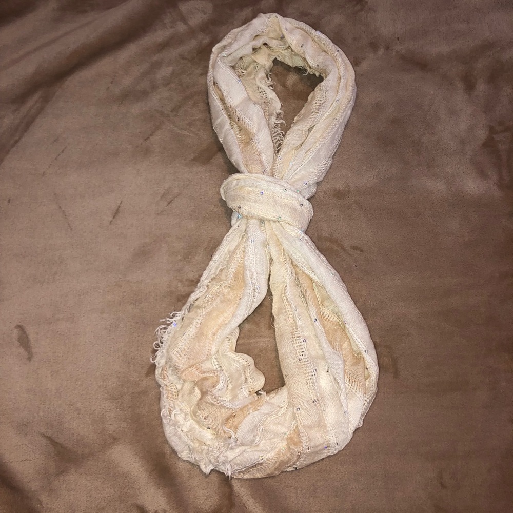 Loop scarf